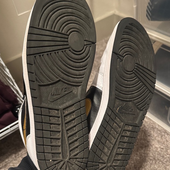 Jordan Black and White Sneakers with Gold Accents - Picture 4 of 5